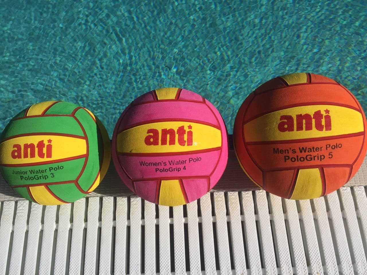 ANTI PREMIUM WATER POLO BALLS