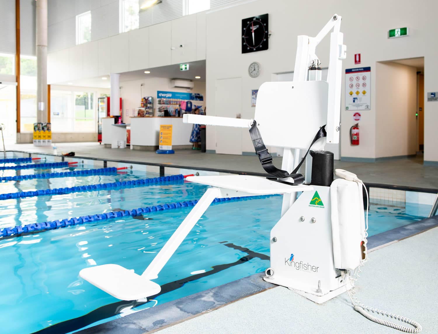 PARAMOBILITY - KINGFISHER® POOL ACCESS SEAT 150kg